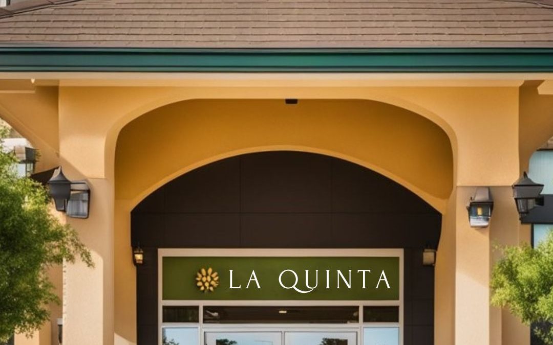 Exterior view of La Quinta Hotel in Waco, Texas