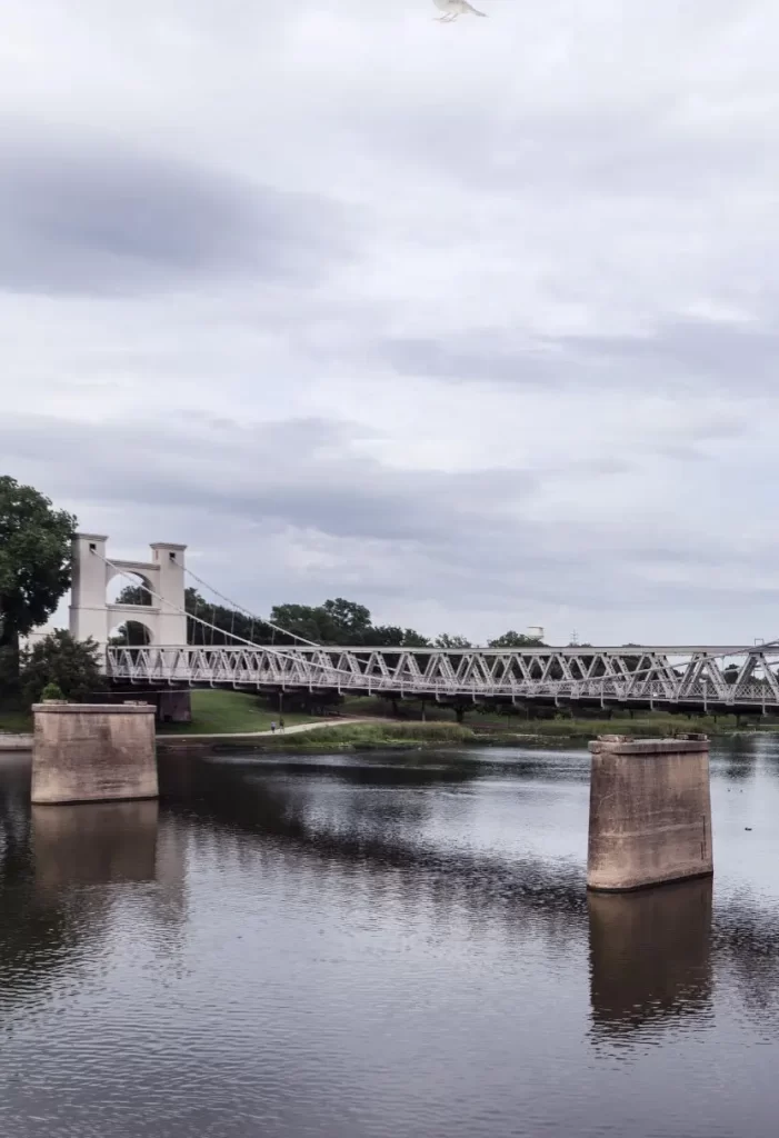 Waco Suspension Bridge - Top 10 Best Hotels Near Waco Mammoth National Monument